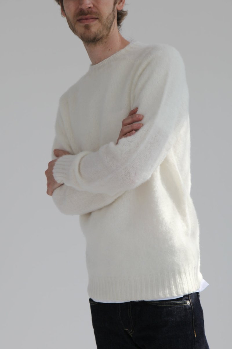 Half Dozen Shaggy Double-Brushed Crew (Winter White) | Knitwear