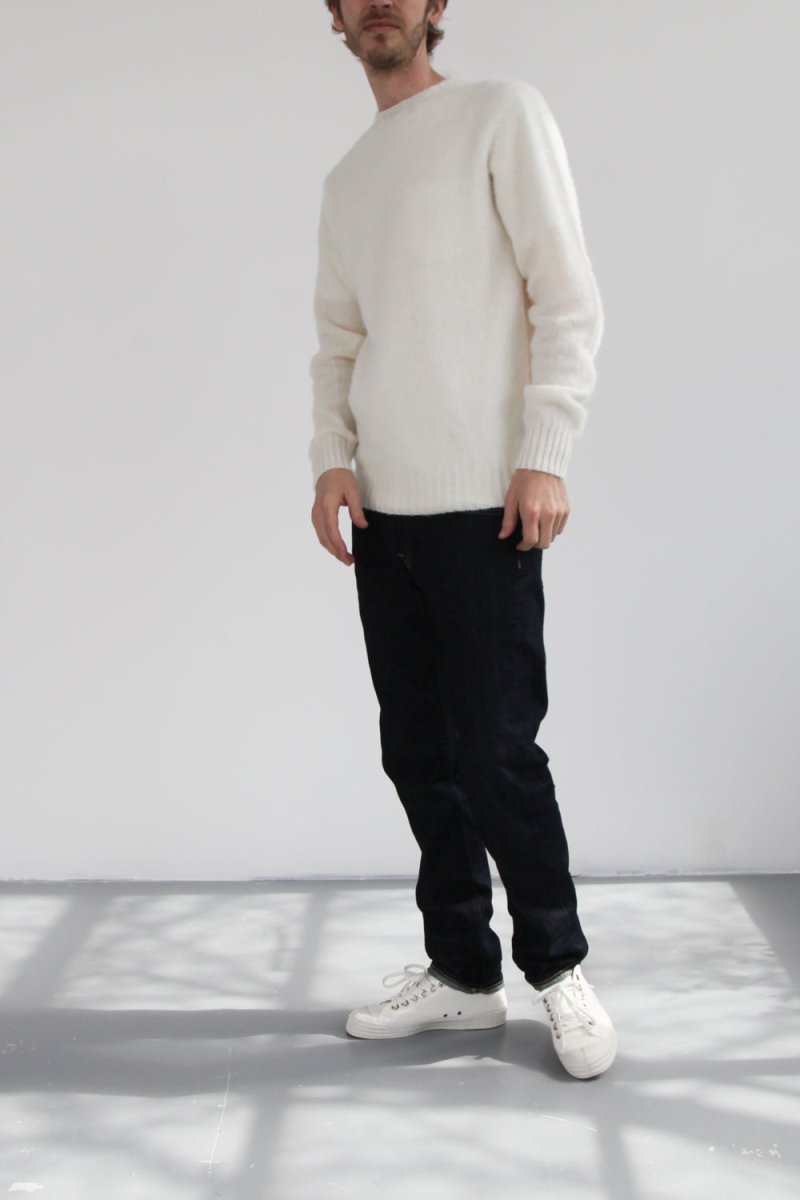 Half Dozen Shaggy Double-Brushed Crew (Winter White) | Knitwear