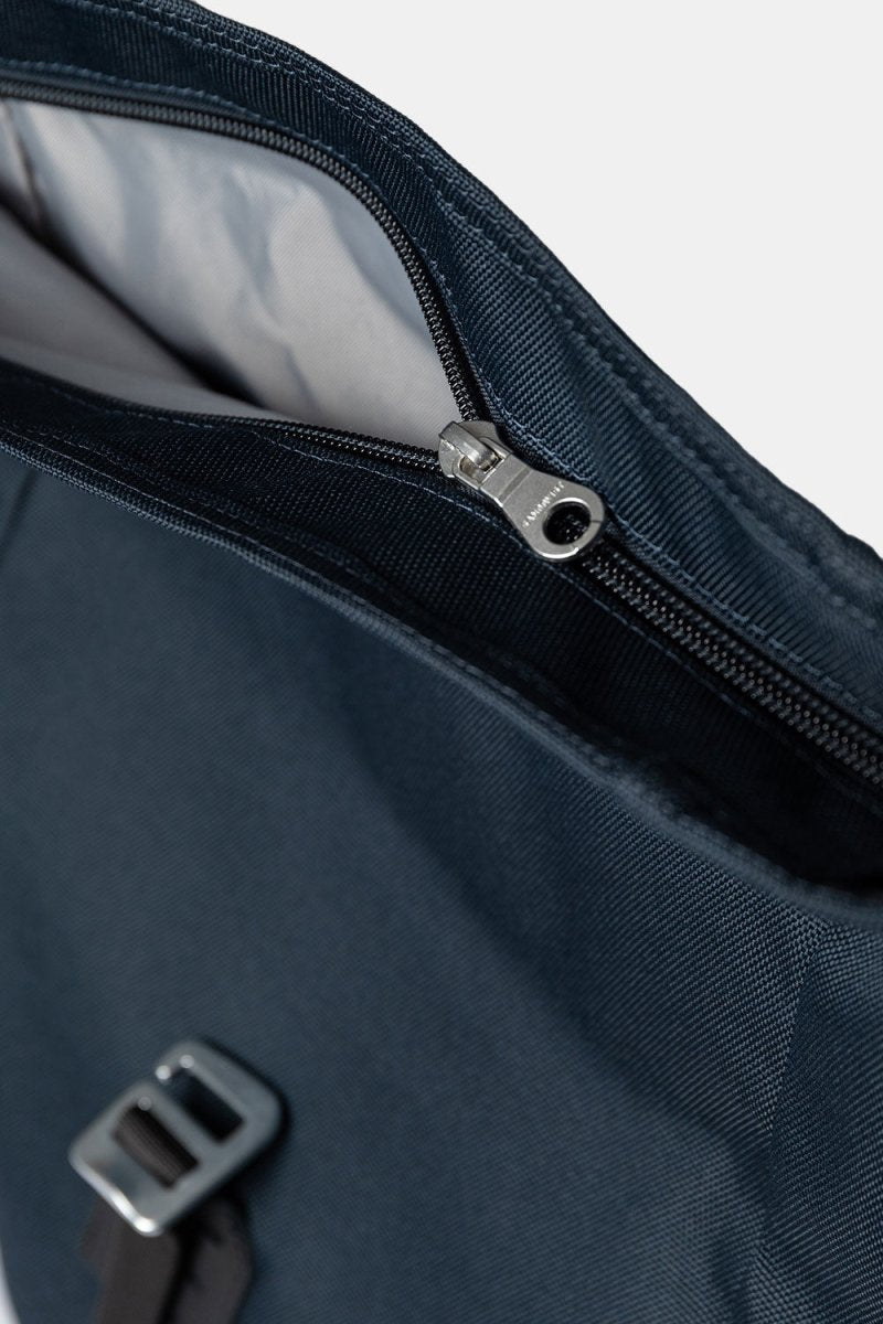 Sandqvist Icon Rolltop Backpack M (Navy/Black) | Bags