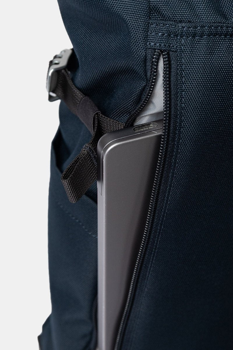 Sandqvist Icon Rolltop Backpack M (Navy/Black) | Bags
