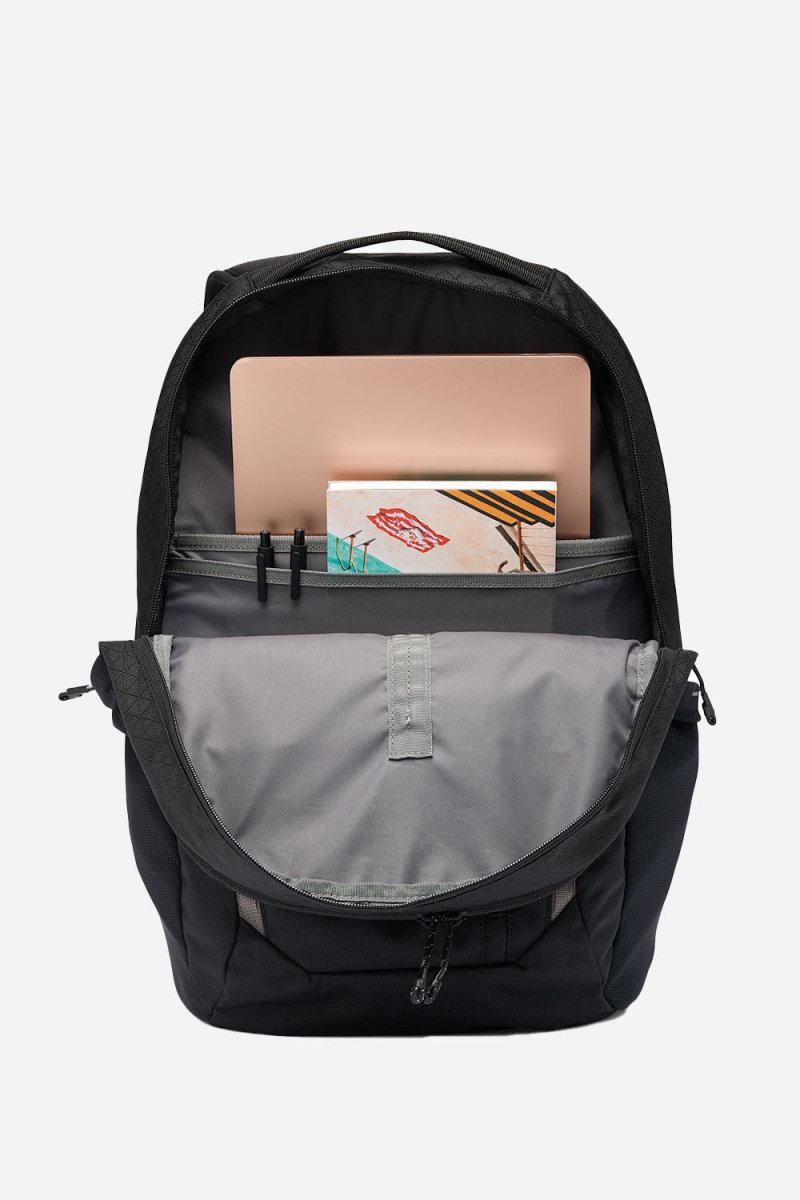 Columbia Atlas Explorer™ II 26L Backpack (Black) | Bags