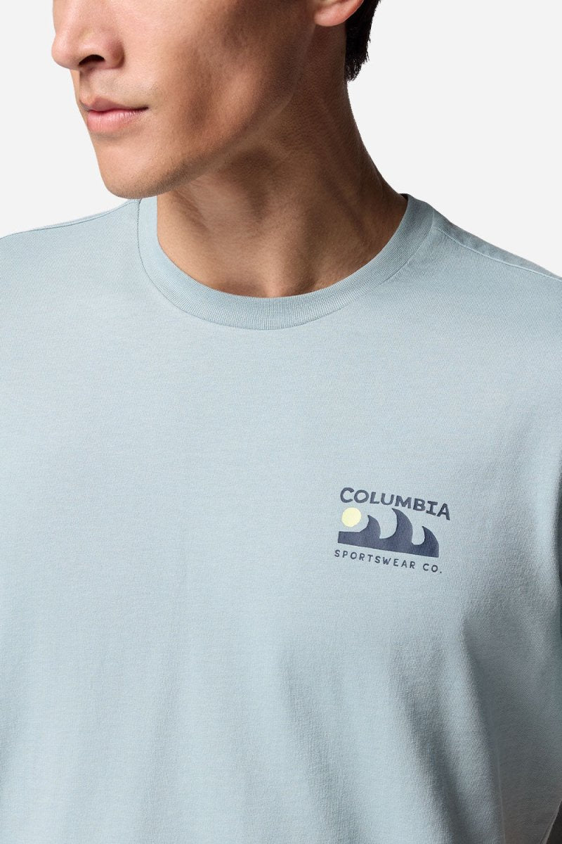Columbia Explorers Canyon™ Back Short Sleeve Tee (Crushed Blue/Peaks/Waves) | T-Shirts